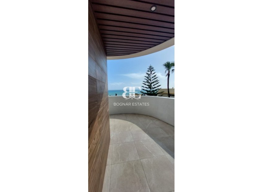 New Build - apartment -
Benalmádena