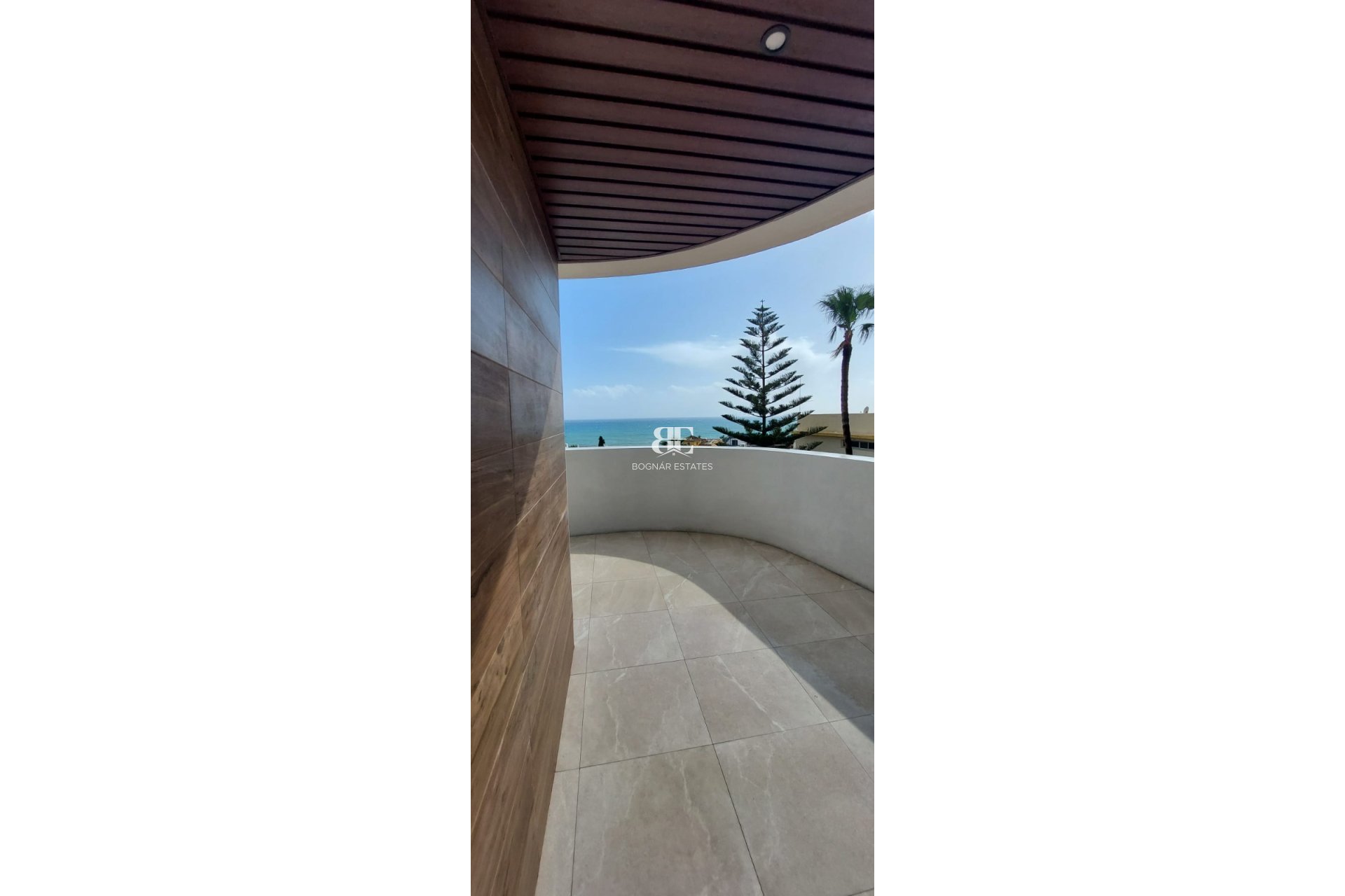 New Build - apartment -
Benalmádena