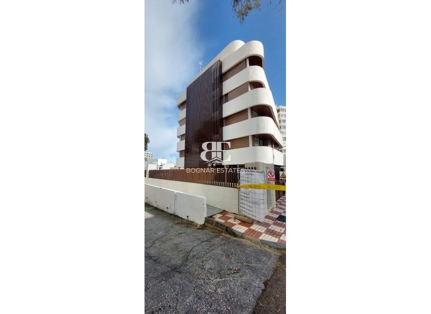 New Build - apartment -
Benalmádena