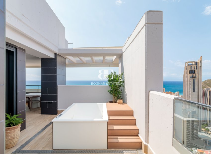 New Build - apartment -
Benidorm