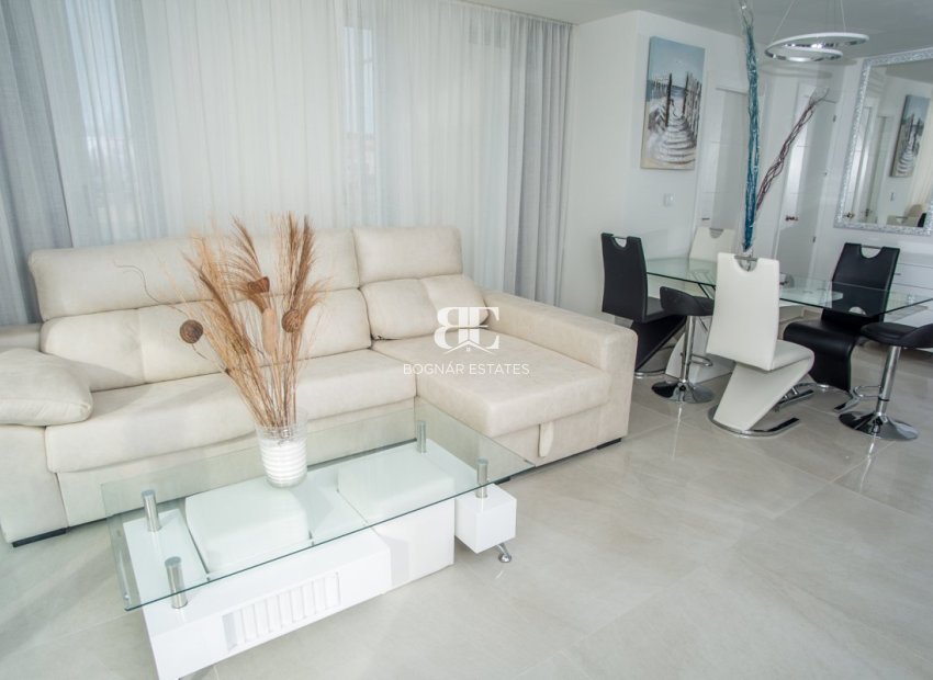 New Build - apartment -
La Cala