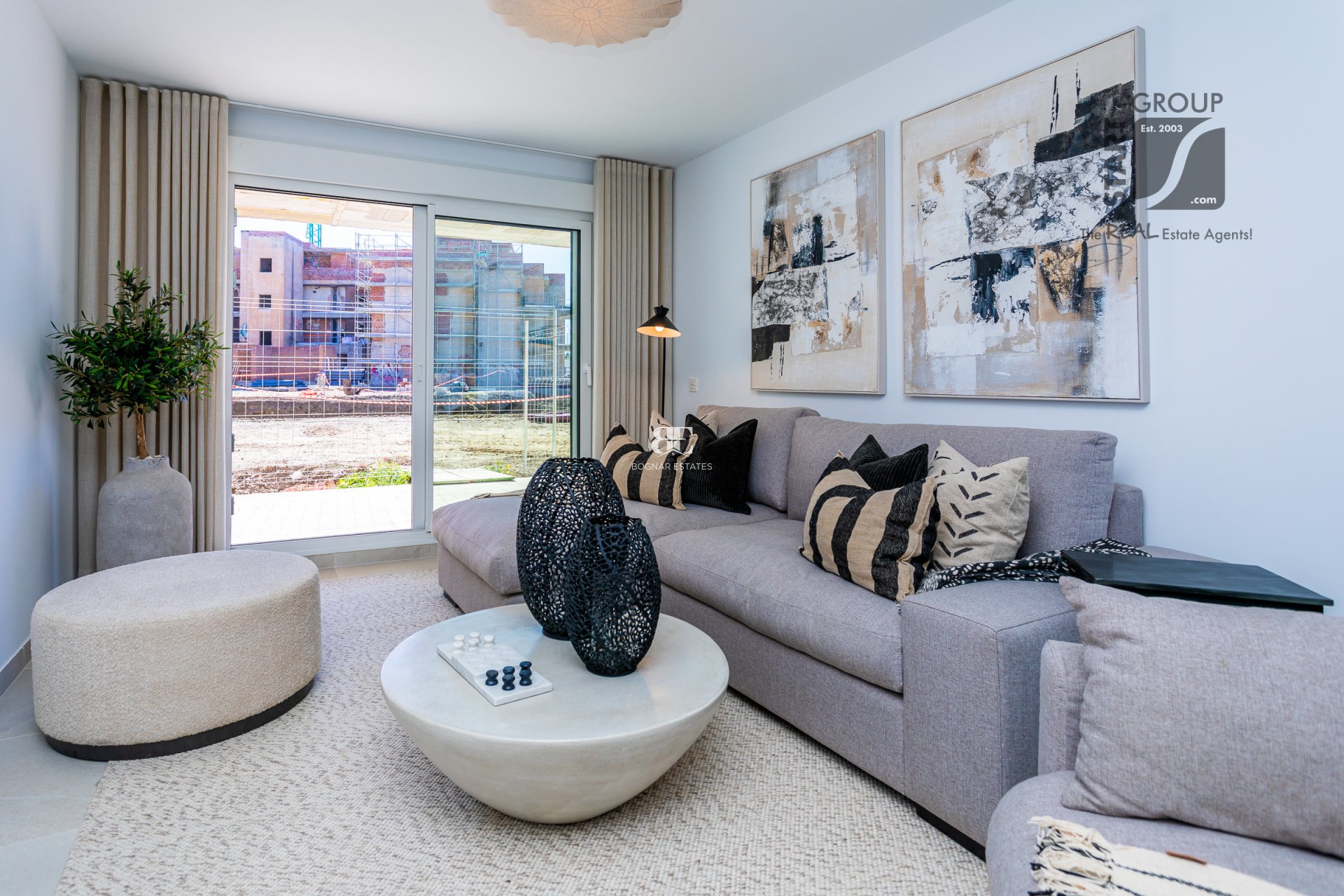 New Build - apartment -
Las Lagunas de Mijas