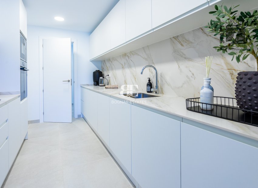 New Build - apartment -
Las Lagunas de Mijas