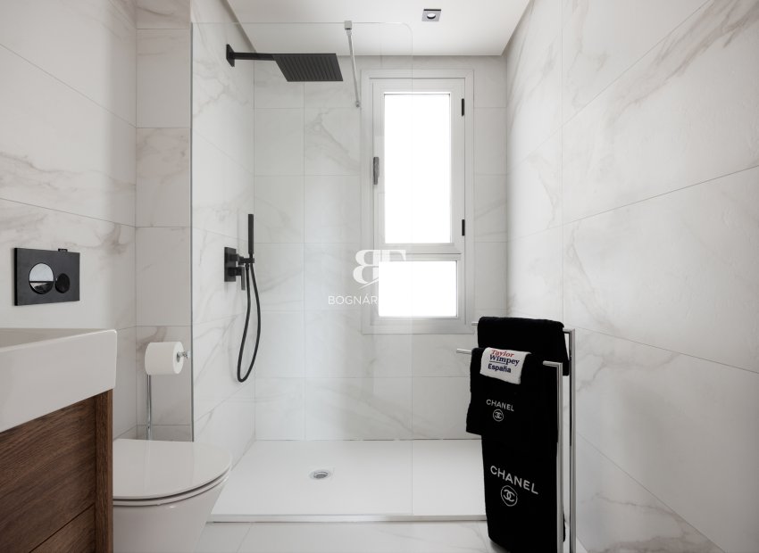 New Build - apartment -
Marbella