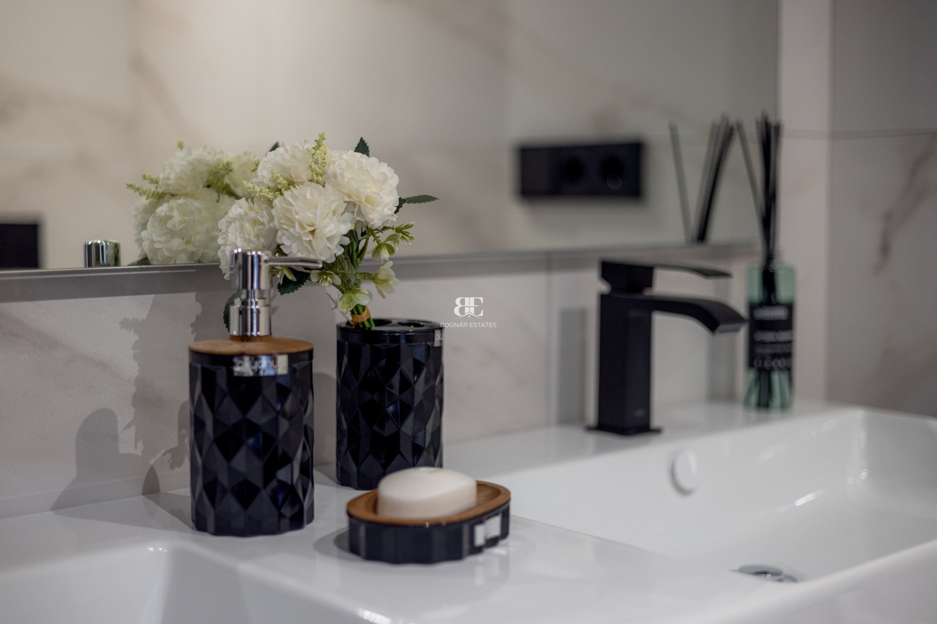 New Build - apartment -
Marbella