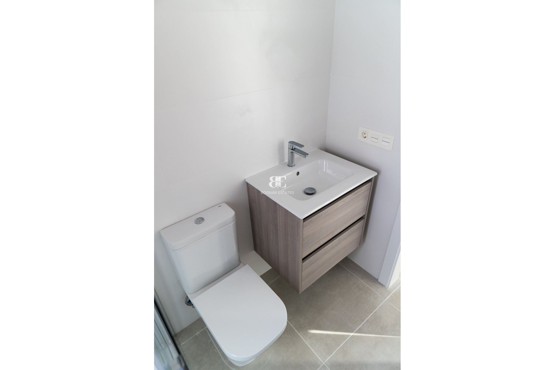 New Build - detached -
Polop