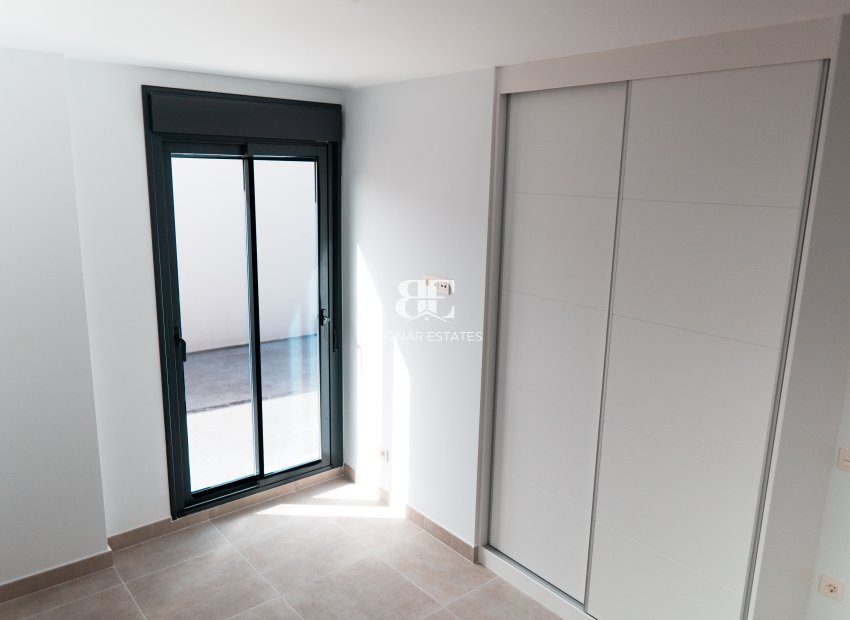 New Build - detached -
Polop