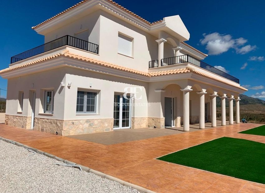 New Build - detached -
Prado