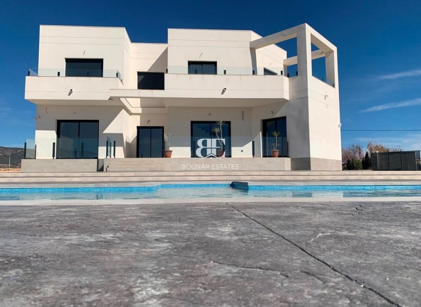 New Build - detached -
Prado