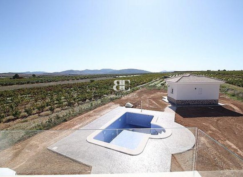 New Build - detached -
Prado
