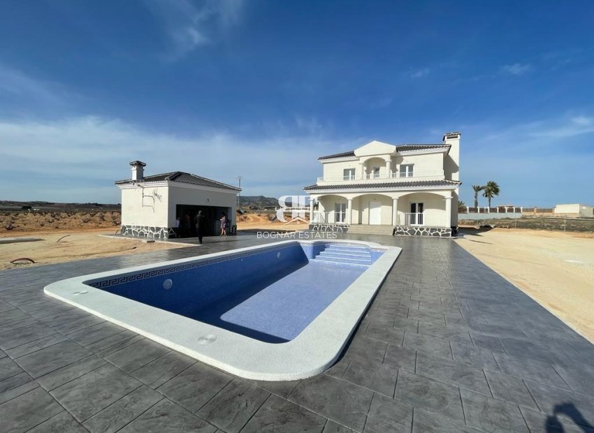 New Build - detached -
Prado