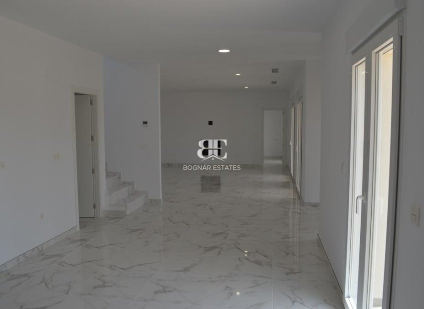 New Build - detached -
Prado