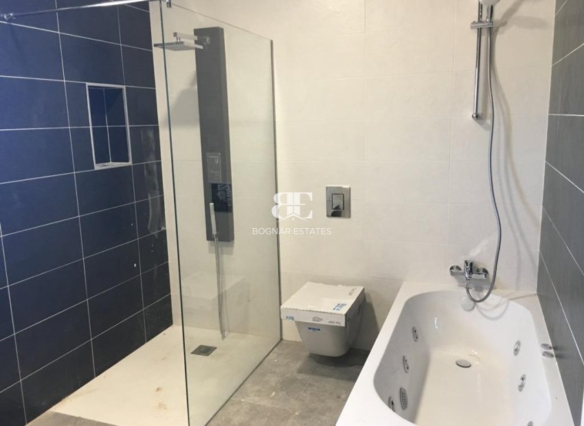 New Build - detached -
Prado