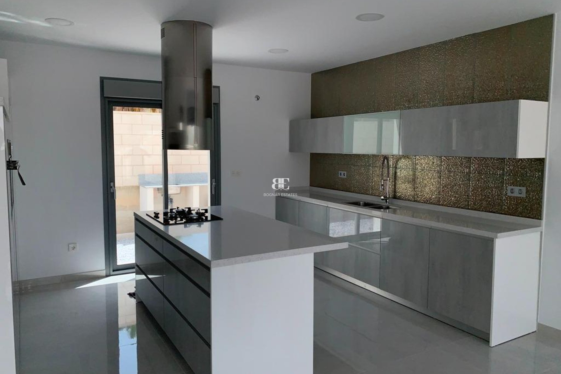 New Build - detached -
Prado