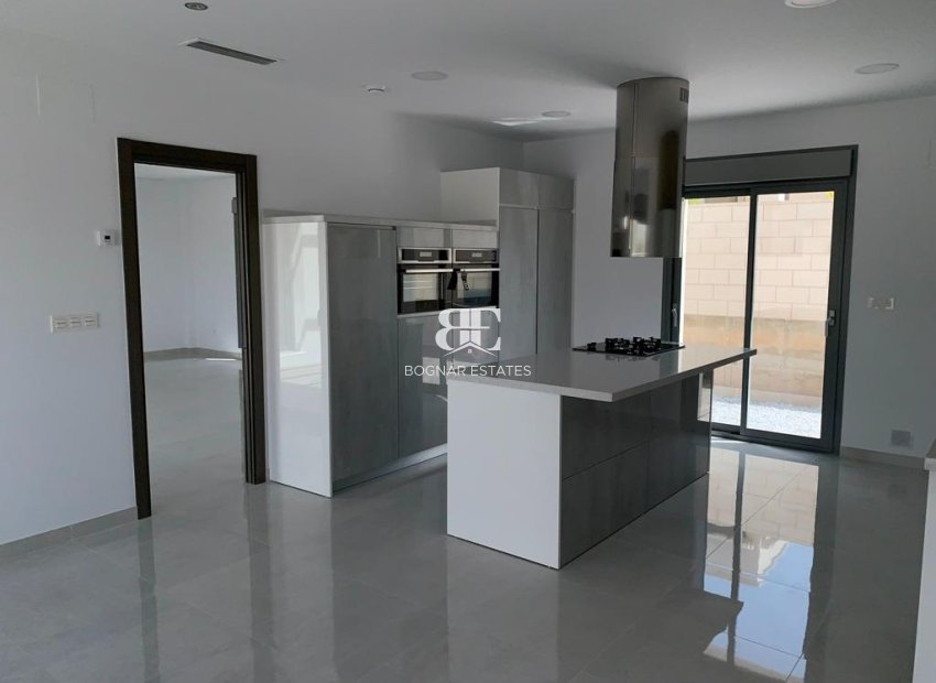 New Build - detached -
Prado