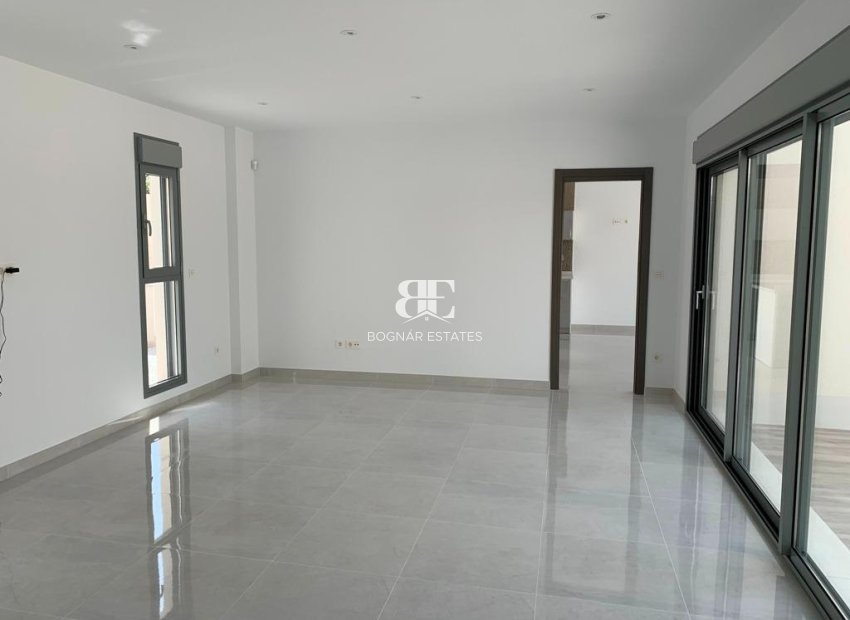 New Build - detached -
Prado