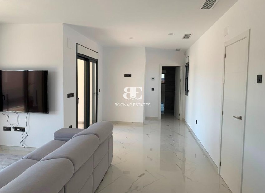 New Build - detached -
Prado