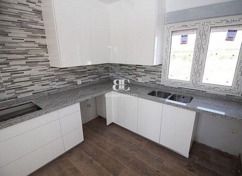 New Build - detached -
Prado