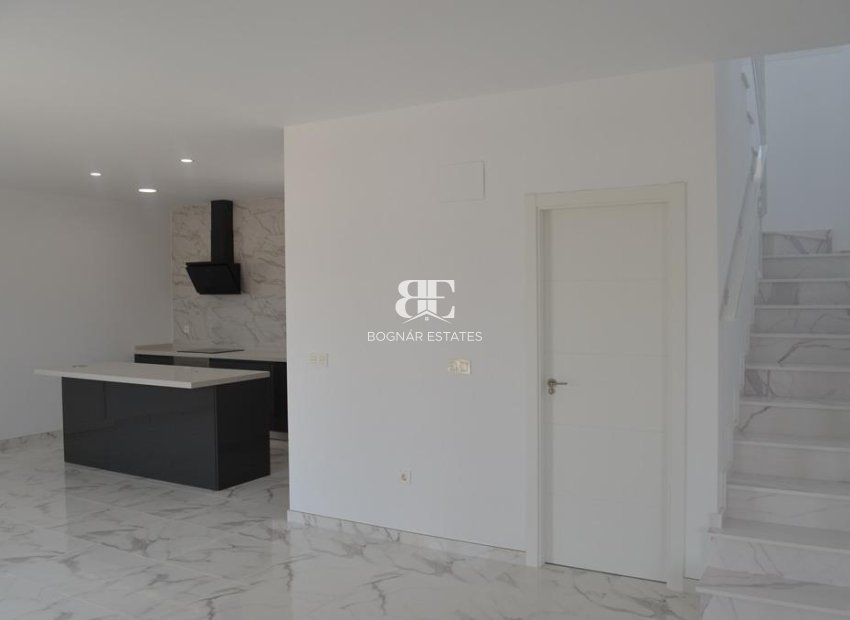 New Build - detached -
Prado