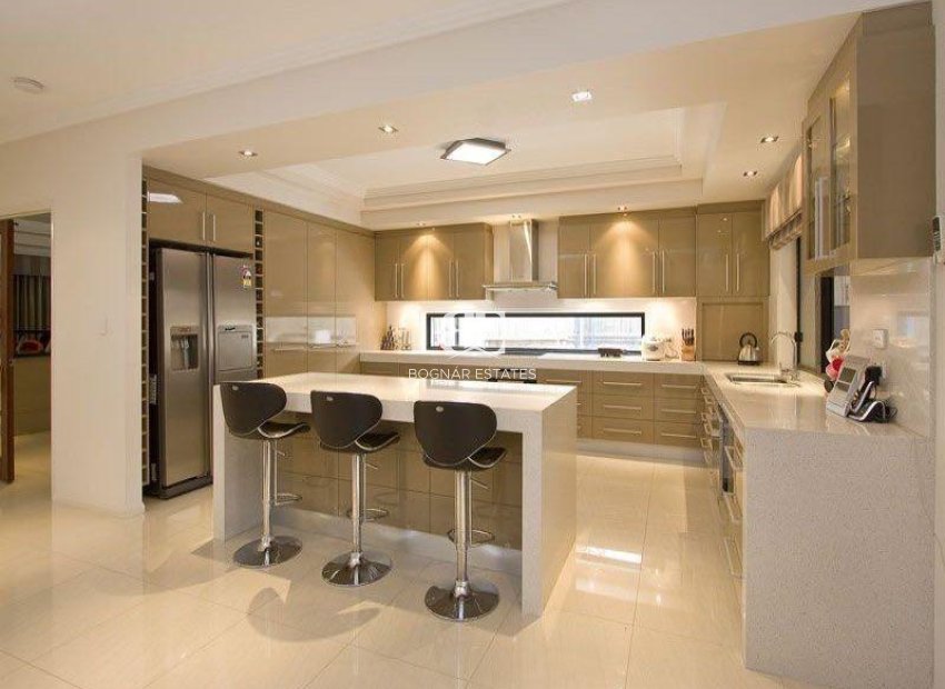 New Build - detached -
Prado