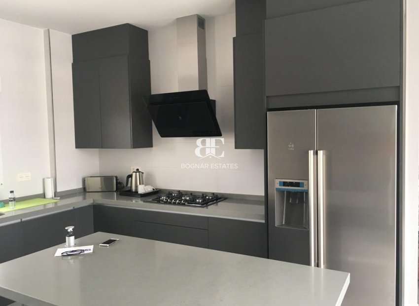 New Build - detached -
Prado
