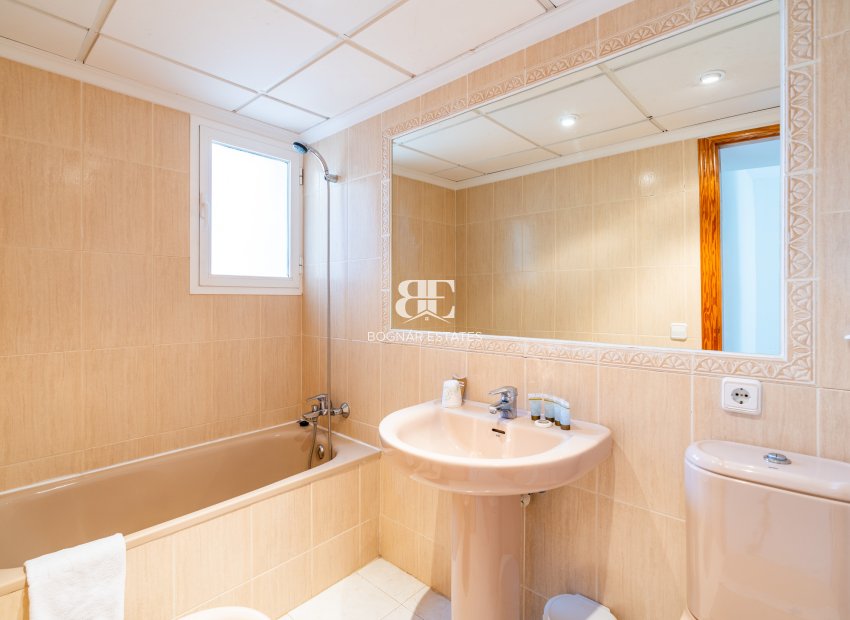 New Build - high-bungalow -
Calpe