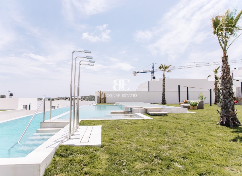 New Build - high-bungalow -
Ciudad Quesada