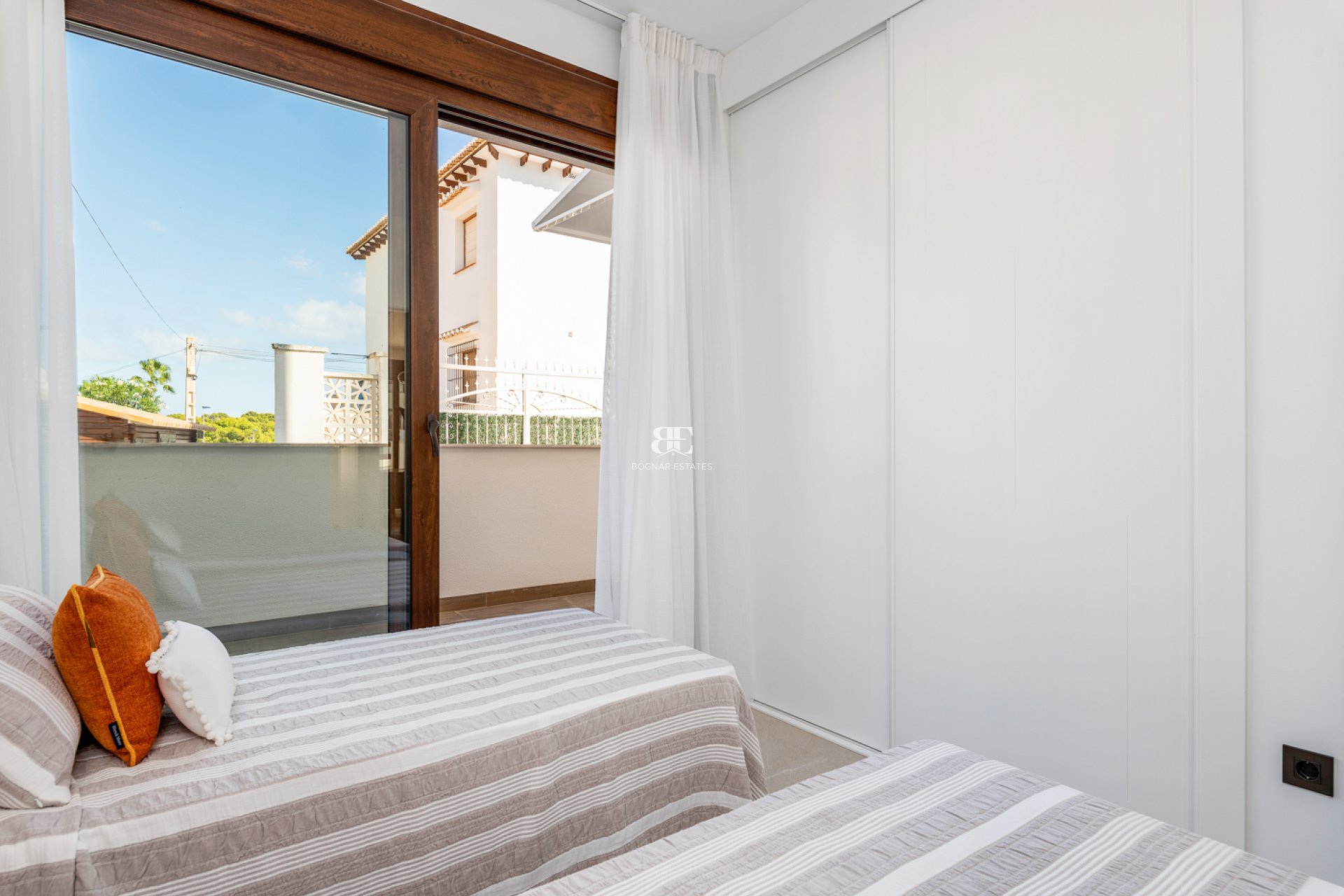 New Build - high-bungalow -
Torrevieja