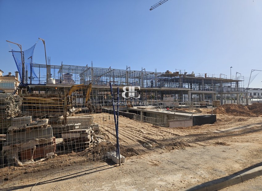 New Build - low-bungalow -
Torre de la Horadada