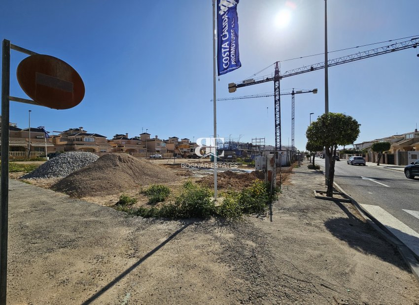 New Build - low-bungalow -
Torre de la Horadada