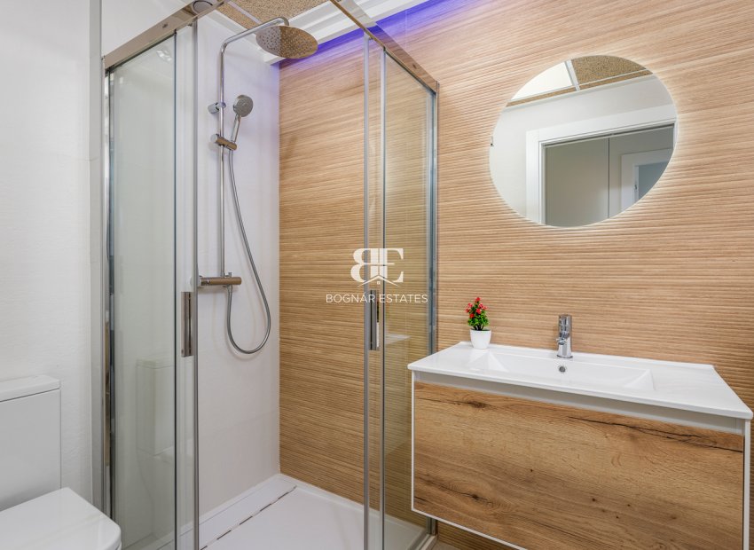 New Build - low-bungalow -
Torrevieja