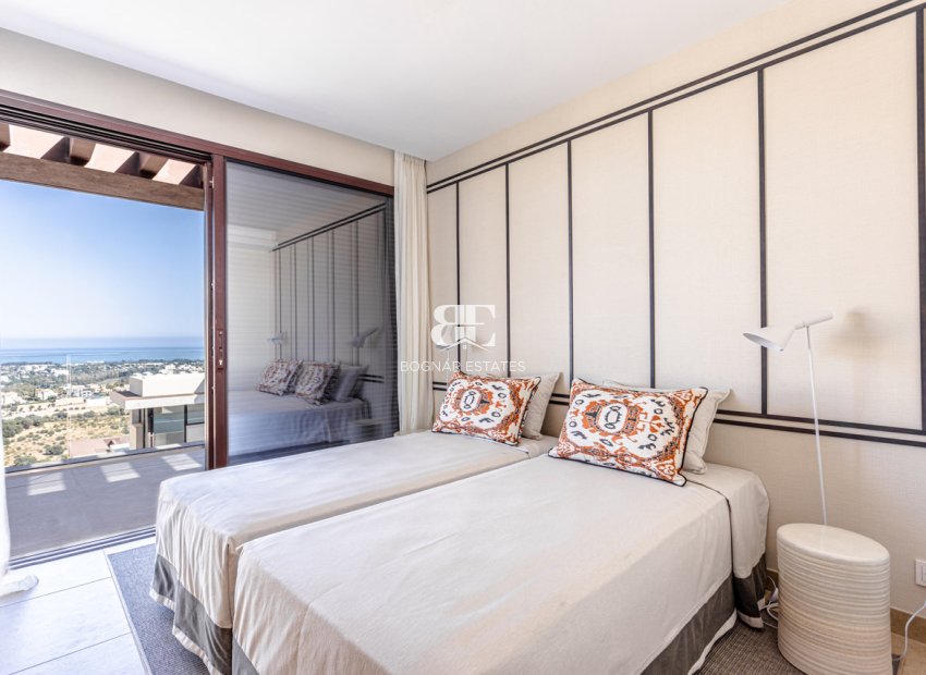 New Build - Villa -
Benahavís