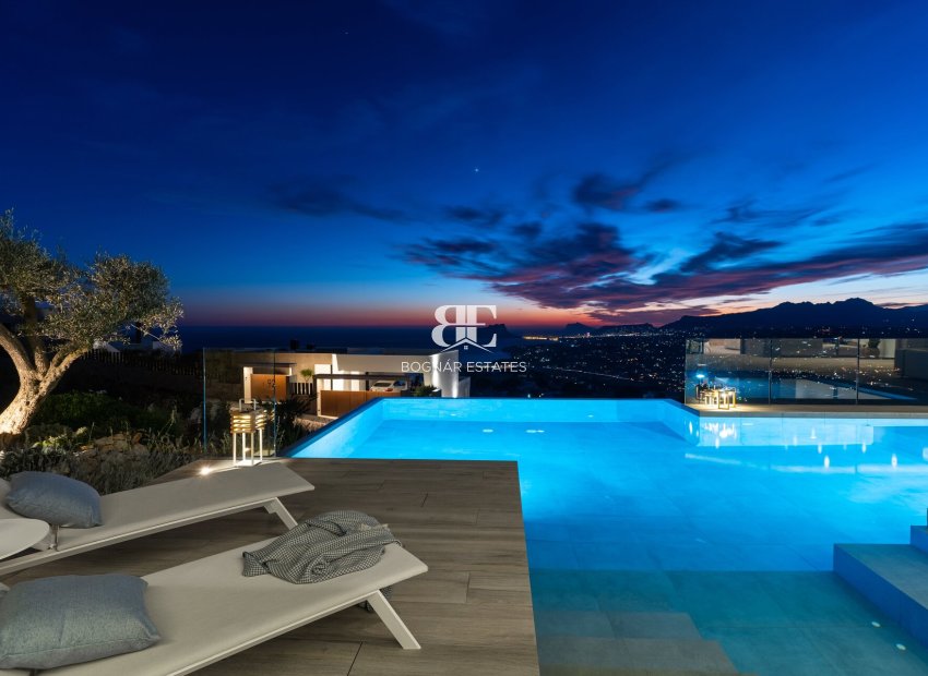 New Build - Villa -
Cumbre del Sol