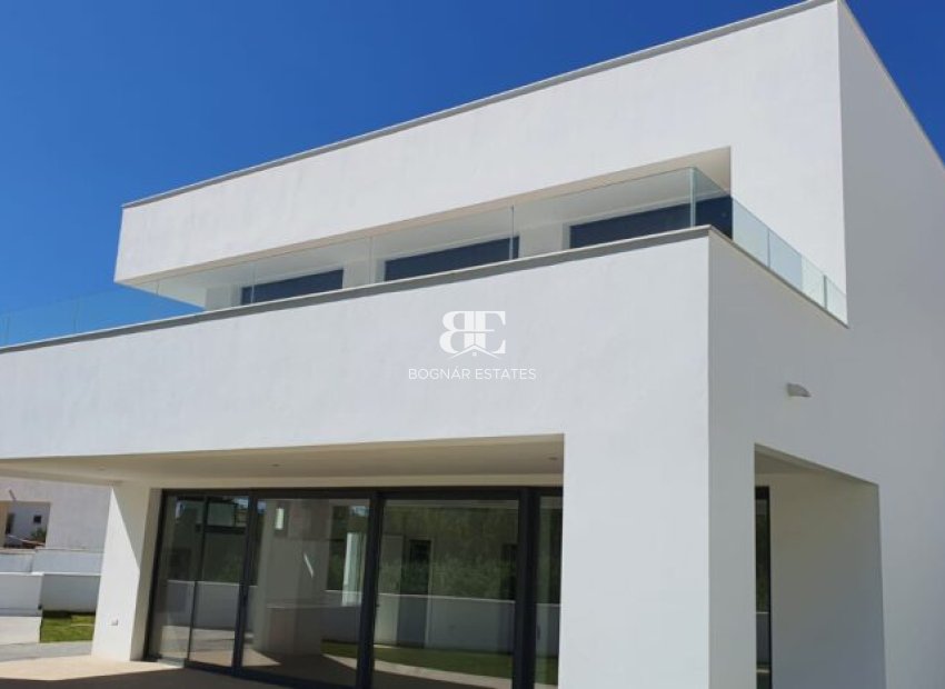 New Build - Villa -
Manilva