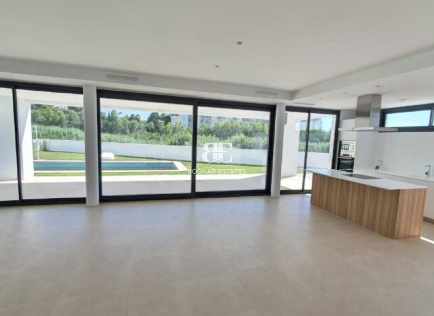 New Build - Villa -
Manilva