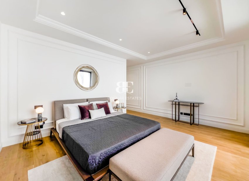 New Build - Villa -
Marbella