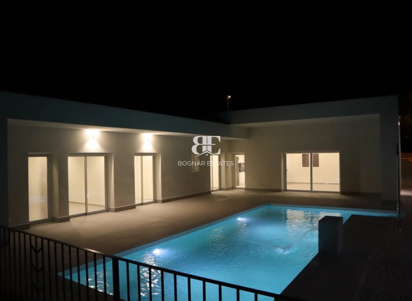 Nieuwbouw - detached -
La Romana