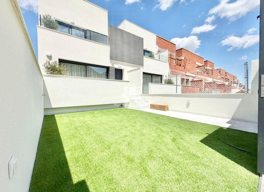 Nieuwbouw - high-bungalow -
Cox