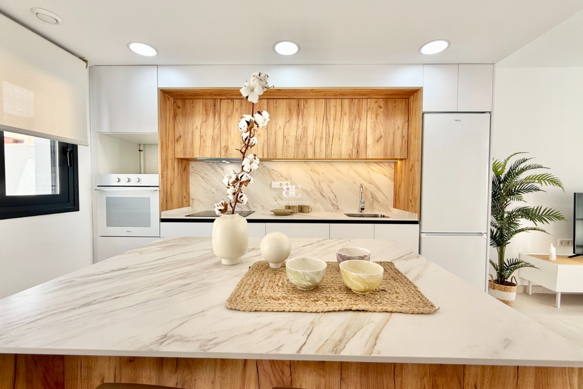 Nieuwbouw - high-bungalow -
Cox