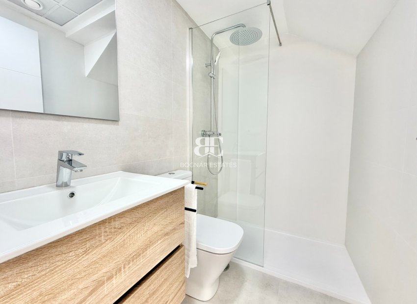 Nieuwbouw - high-bungalow -
Cox