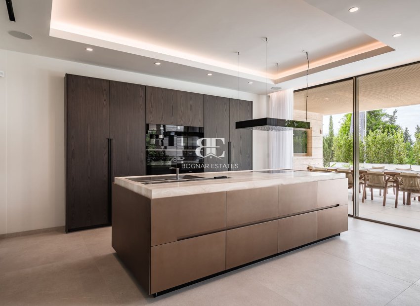 Nieuwbouw - Villa -
Cortés