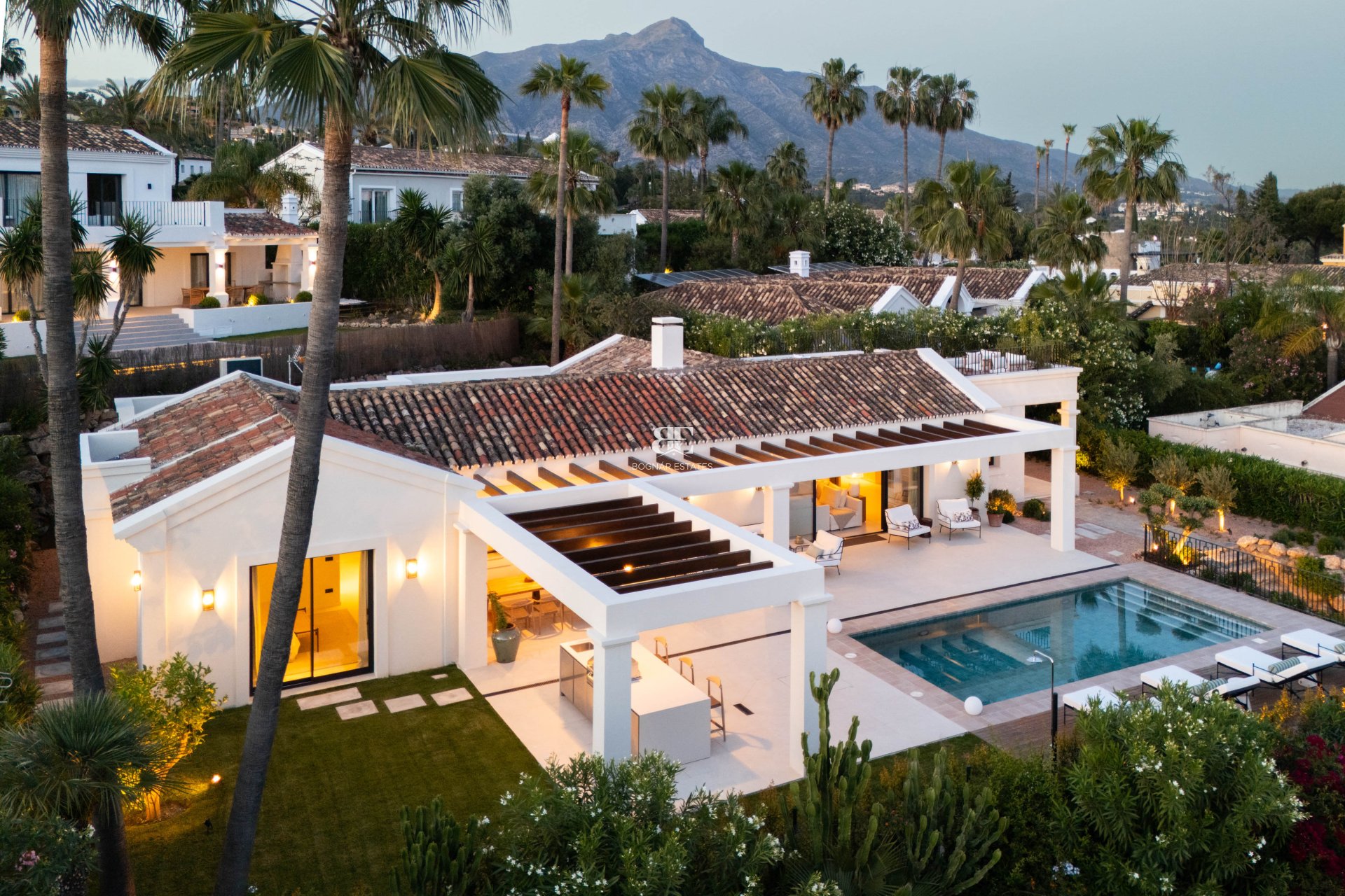 Nieuwbouw - Villa -
Marbella