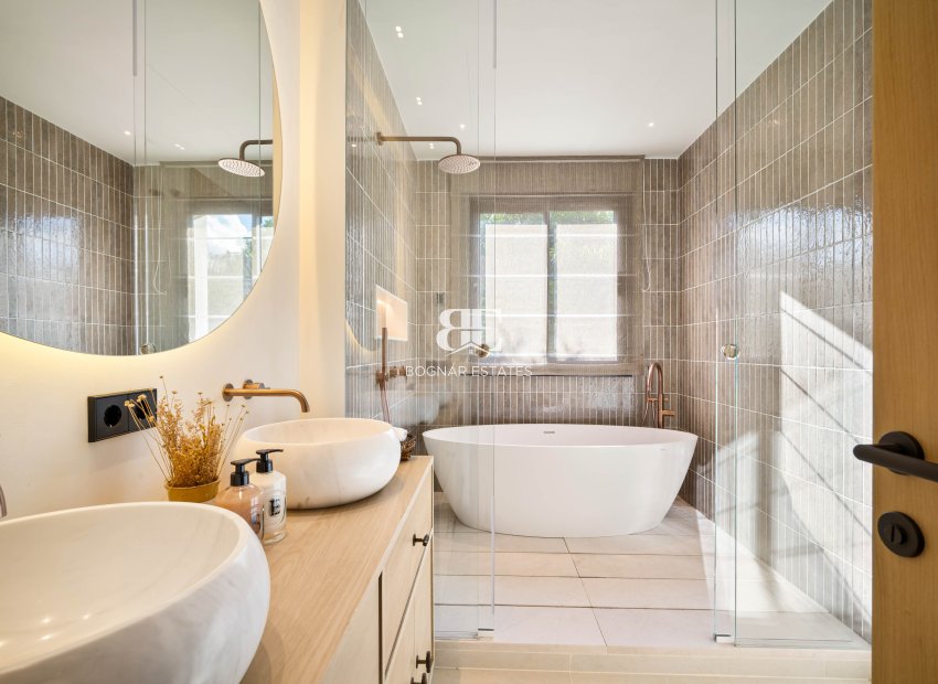 Nieuwbouw - Villa -
Marbella