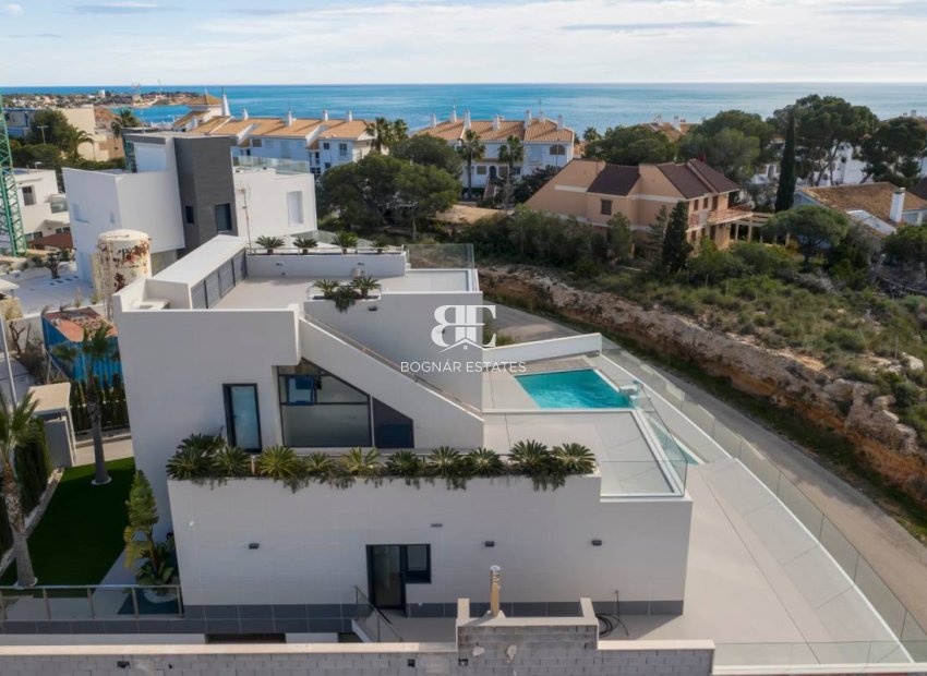 Nieuwbouw - Villa -
Orihuela Costa