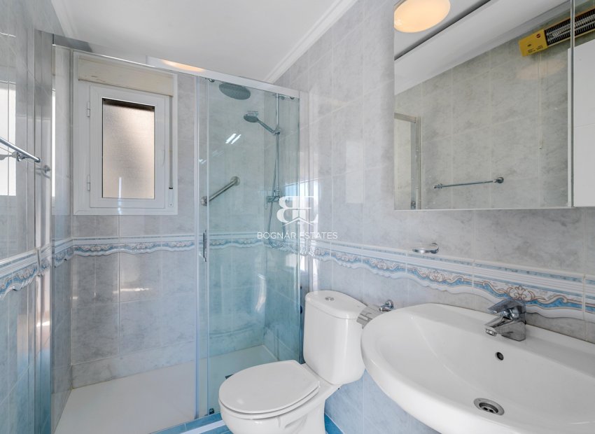 Resale - 4. Semi-detached villa -
Ciudad Quesada - Costa Blanca South