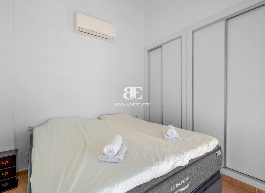 Resale - 4. Semi-detached villa -
Ciudad Quesada - Costa Blanca South