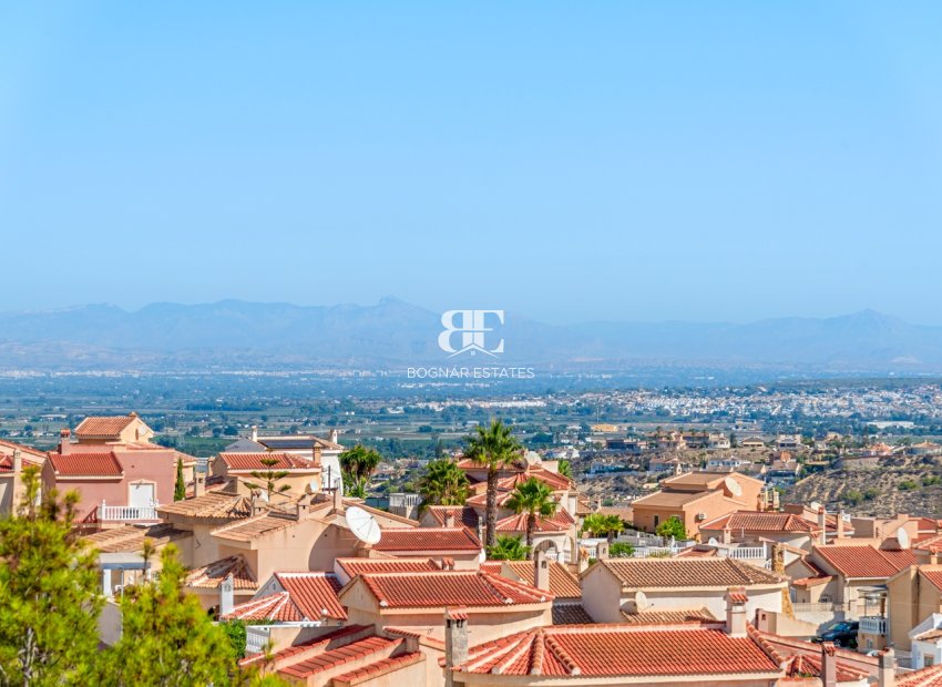 Resale - 4. Semi-detached villa -
Ciudad Quesada - Costa Blanca South