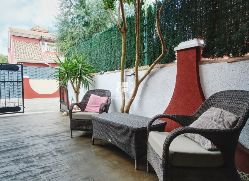 Resale - 4. Semi-detached villa -
Orihuela Costa - Costa Blanca South