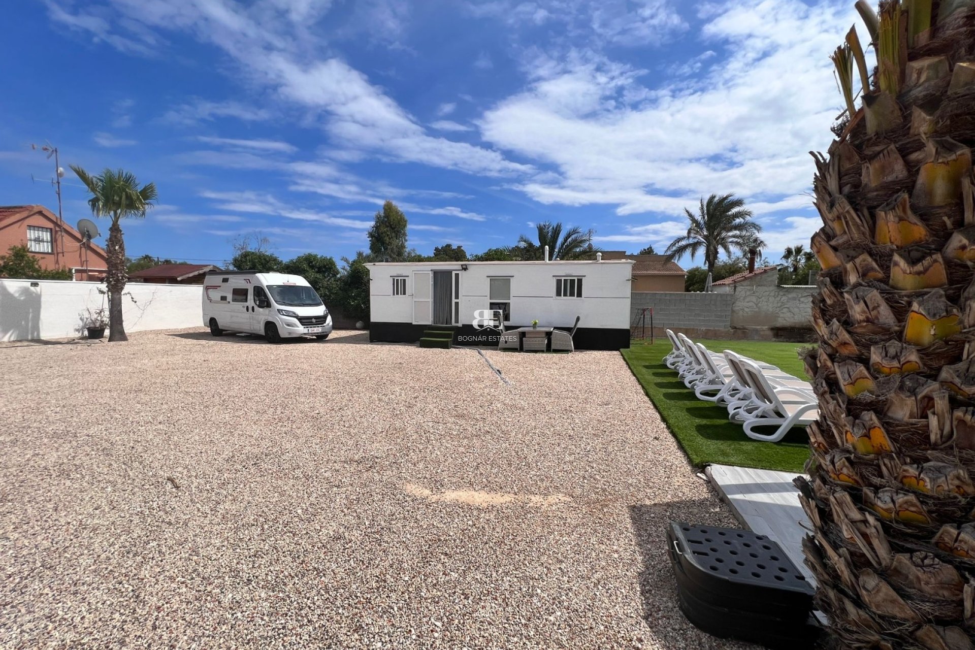 Resale - 5. Finca / Country Property -
Elche - La Marina