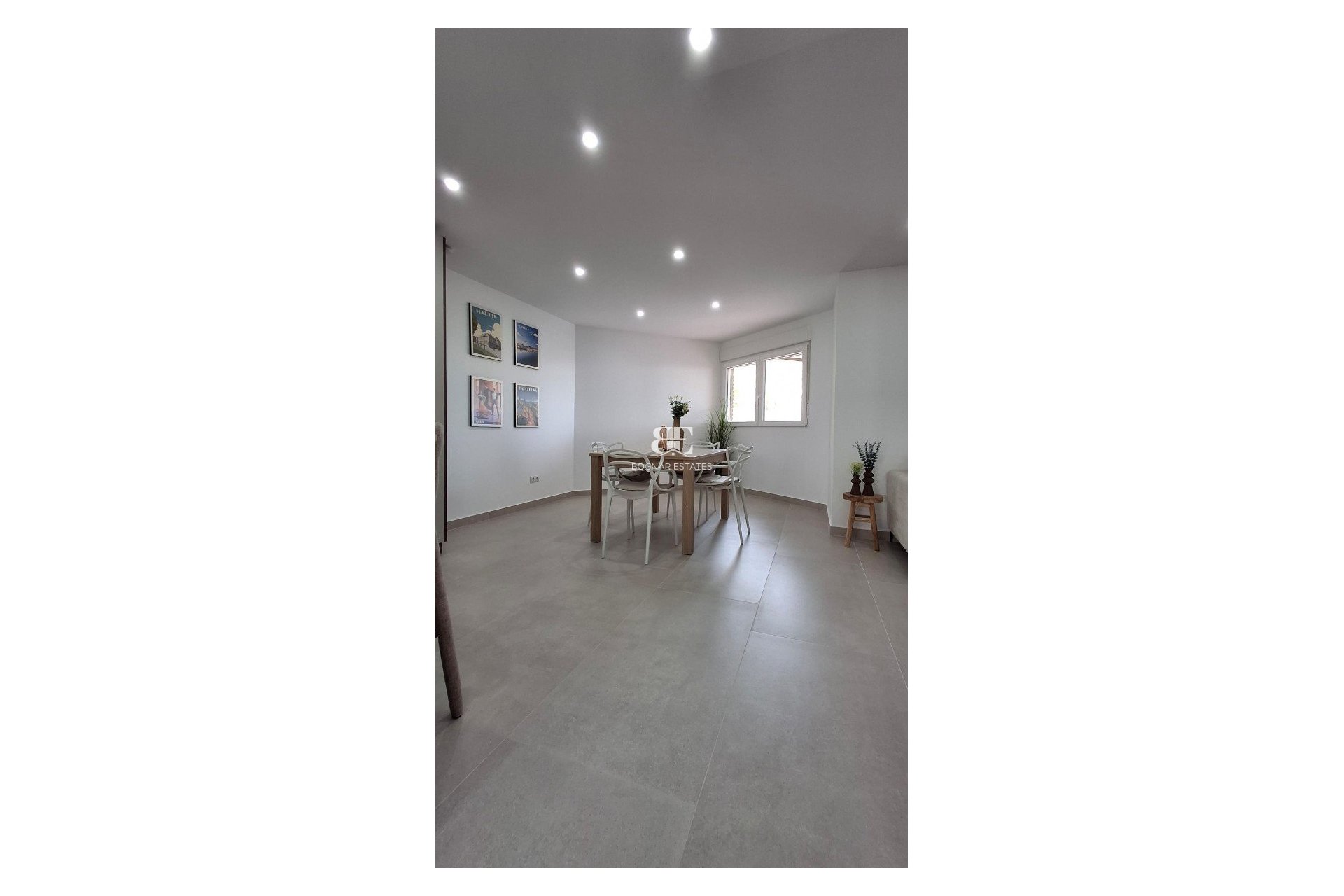 Resale - Apartament / Duplex -
Torrevieja - Playa Acequion